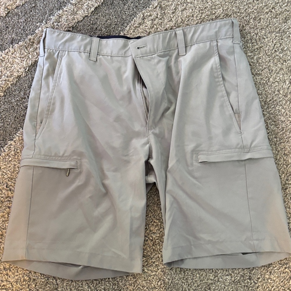 Men's Gray Golf Cargo Shorts